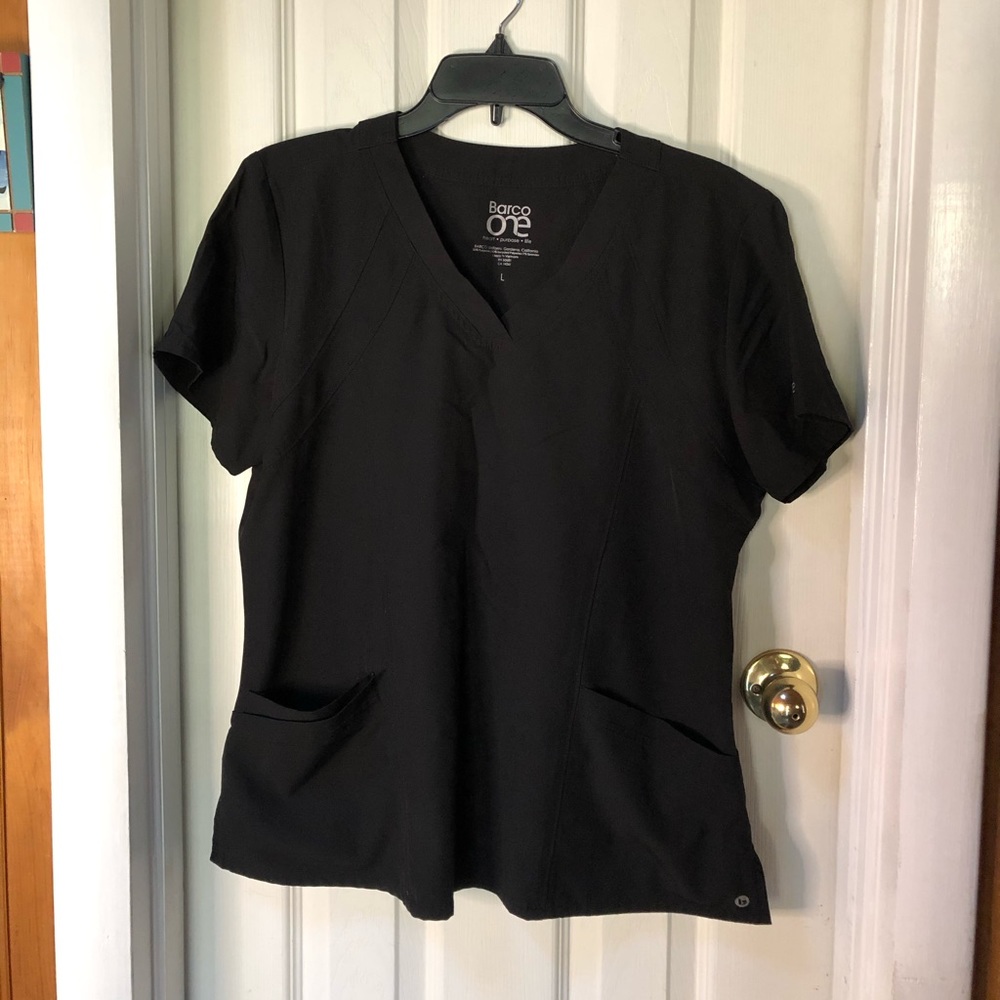 Gently Used Barco One Women’s Scrub top L